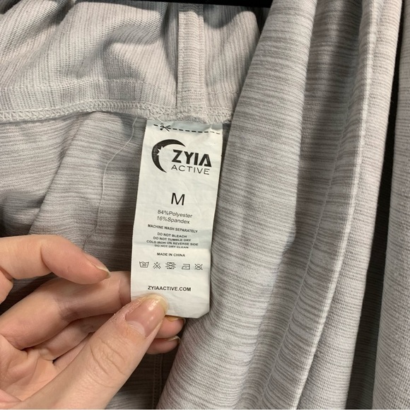 Zyia Active Haze Grey Wrap Twist Front Pullover Yoga Shawl - Picture 4 of 6